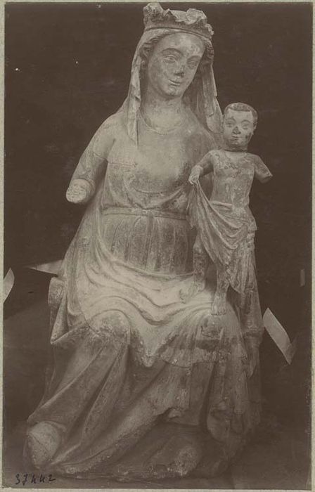 statue : Vierge à l'Enfant