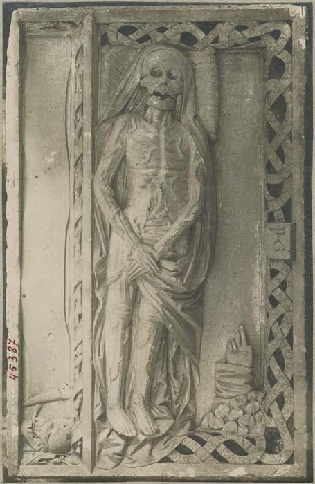 bas-relief : Cadavre - © Ministère de la Culture (France), Médiathèque du patrimoine et de la photographie, diffusion GrandPalaisRmn Photo