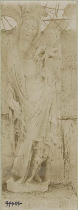statue : Vierge à l'Enfant - © Ministère de la Culture (France), Médiathèque du patrimoine et de la photographie, diffusion GrandPalaisRmn Photo