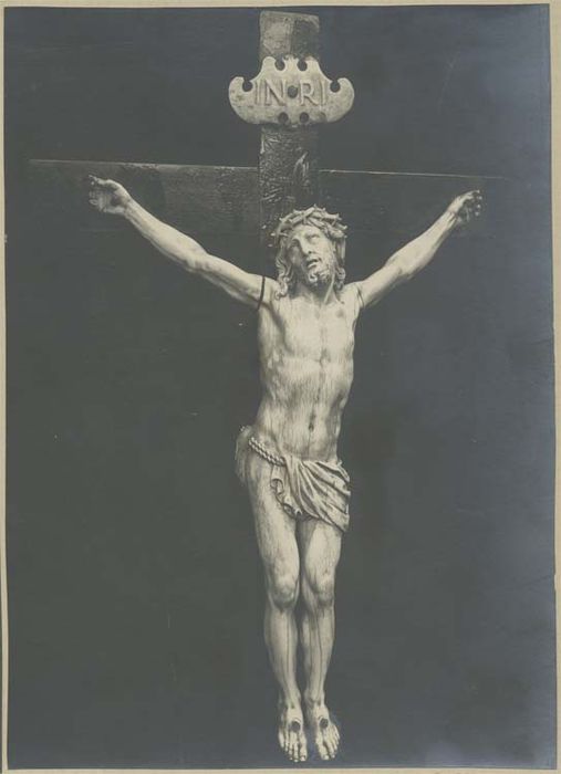 croix (crucifix)