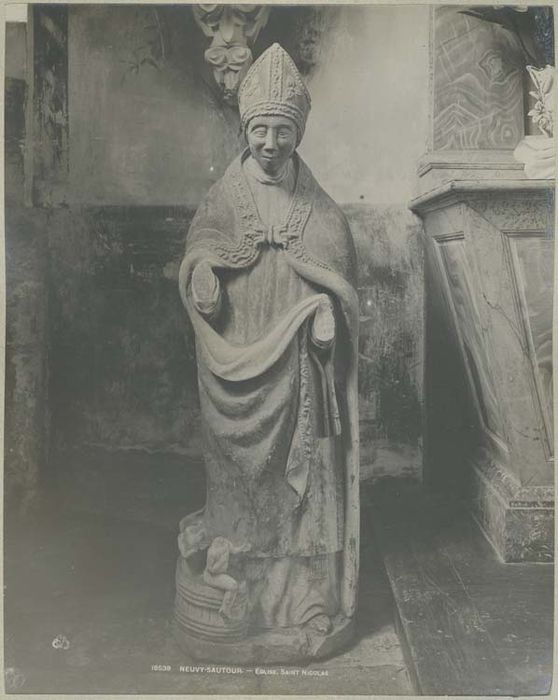 statue : Saint Nicolas