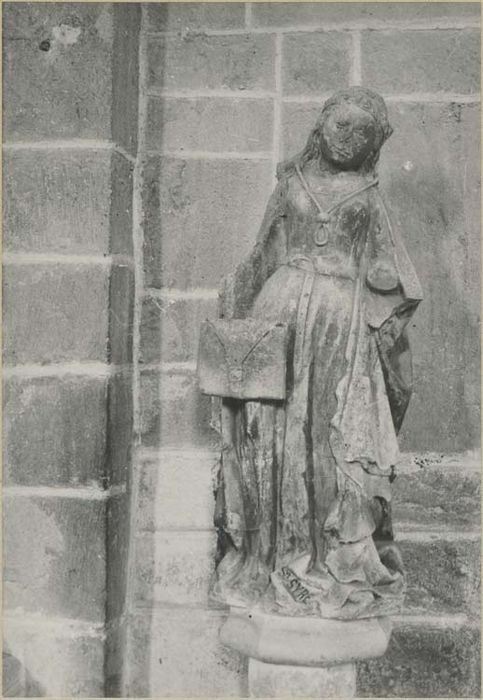 statue : Sainte Syre