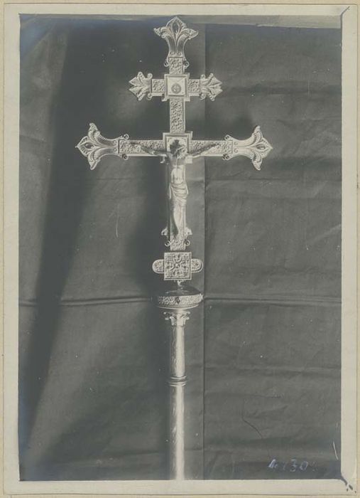 croix archiépiscopale