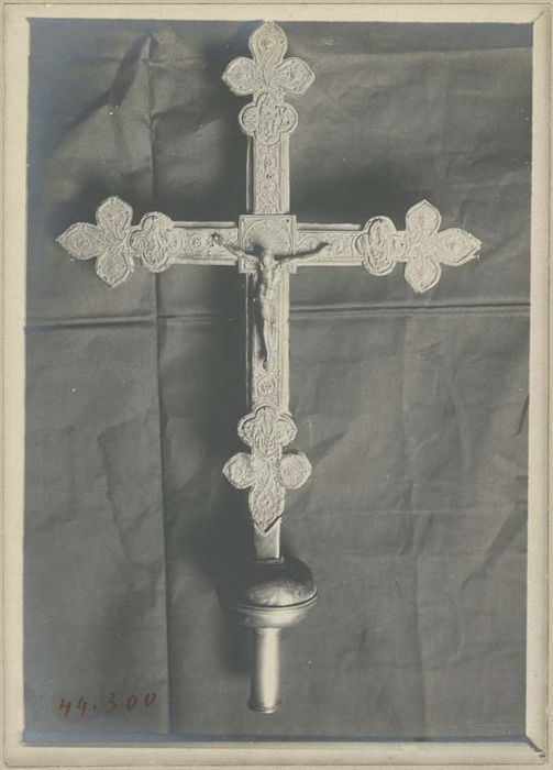 croix processionnelle