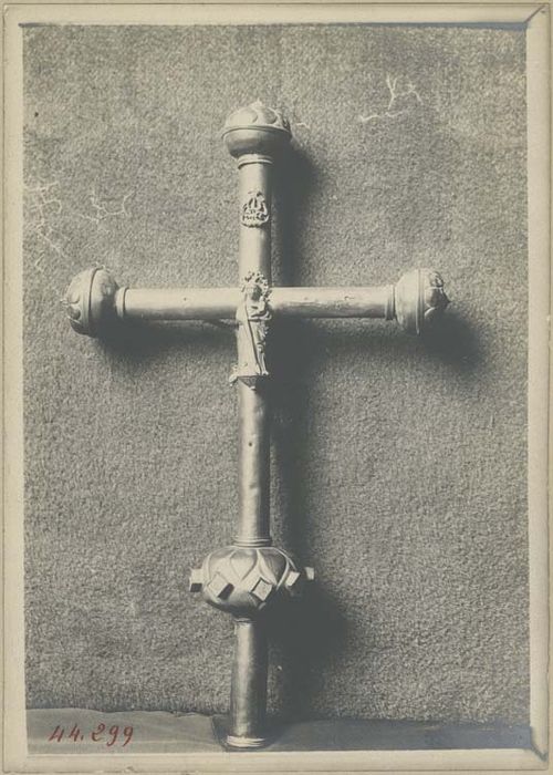 croix processionnelle