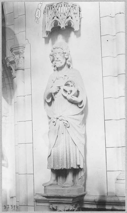 statue : Saint Jean l'Evangéliste