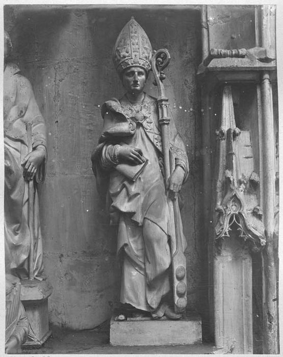 statue : saint Honoré