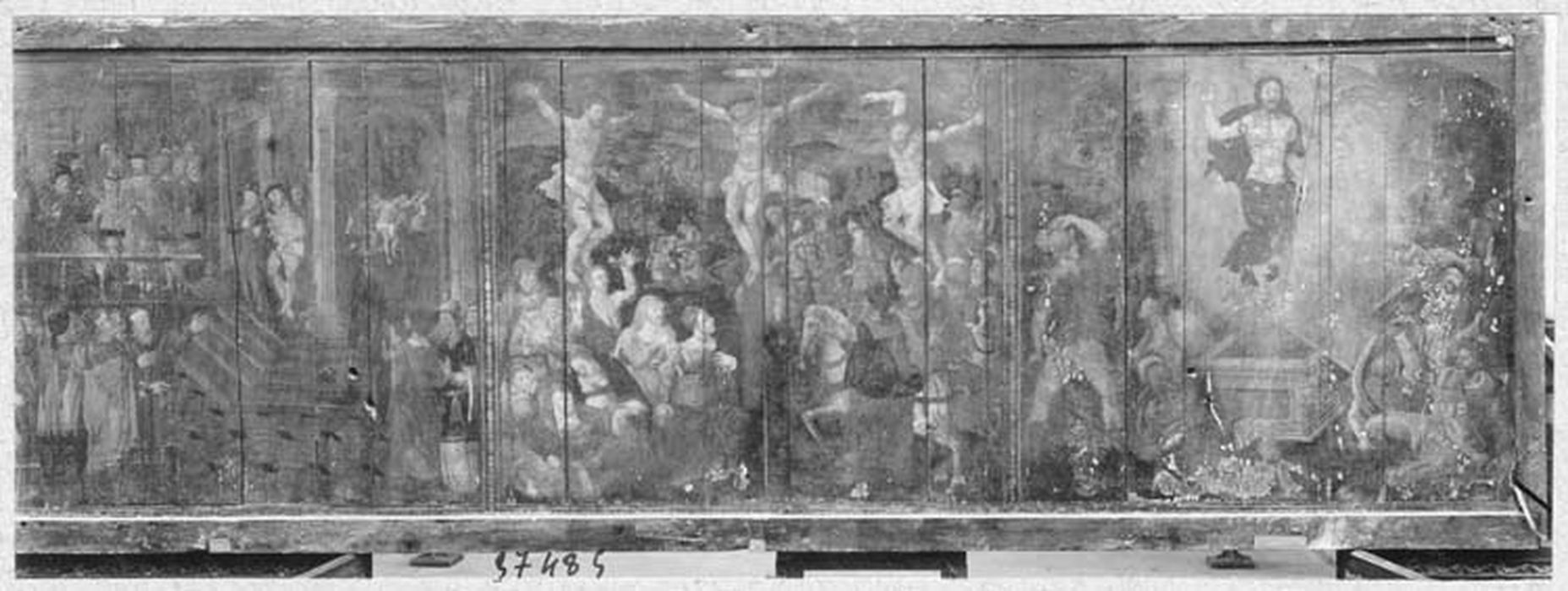 tableau : Jésus devant Pilate, Ecce Homo, La Flagellation, La Crucifixion, La Resurrection