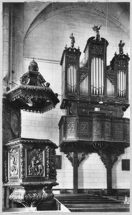 orgue de tribune, chaire à prêcher