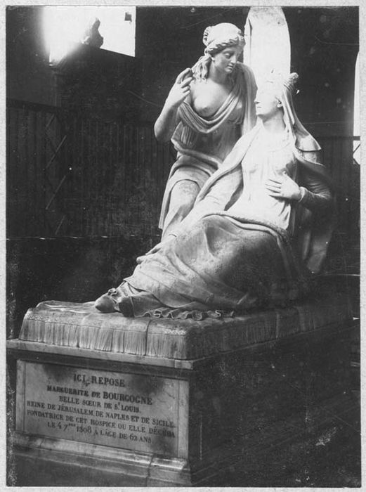 monument funéraire de la reine Marguerite de Bourgogne