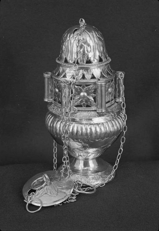 Encensoir en argent - © Ministère de la Culture (France), Médiathèque du patrimoine et de la photographie, diffusion GrandPalaisRmn Photo