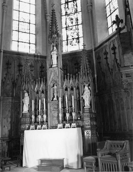 ensemble : maître-autel (autel, retable, tabernacle), vue générale - © Ministère de la Culture (France), Médiathèque du patrimoine et de la photographie (objets mobiliers), tous droits réservés