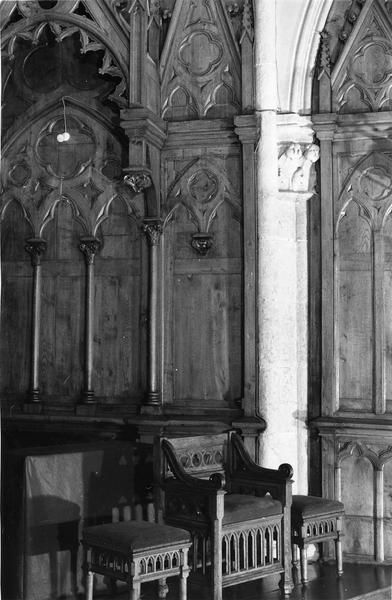 fauteuil de célébrant (fauteuil de président) - © Ministère de la Culture (France), Médiathèque du patrimoine et de la photographie (objets mobiliers), tous droits réservés