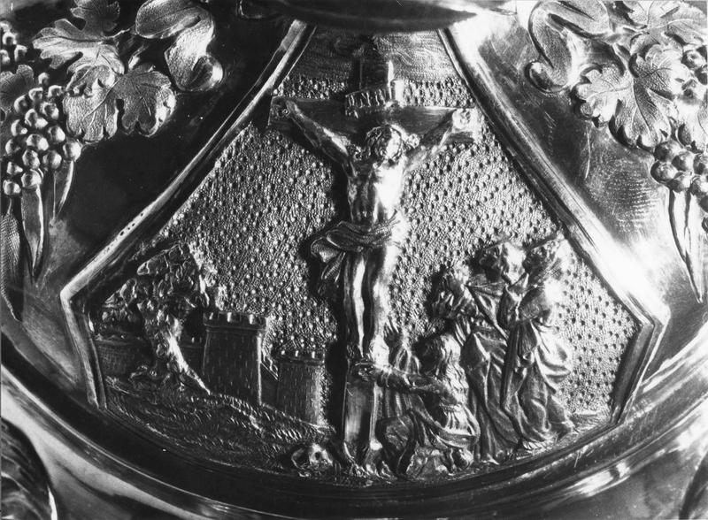 calice, détail du pied - © Ministère de la Culture (France), Médiathèque du patrimoine et de la photographie (objets mobiliers), tous droits réservés