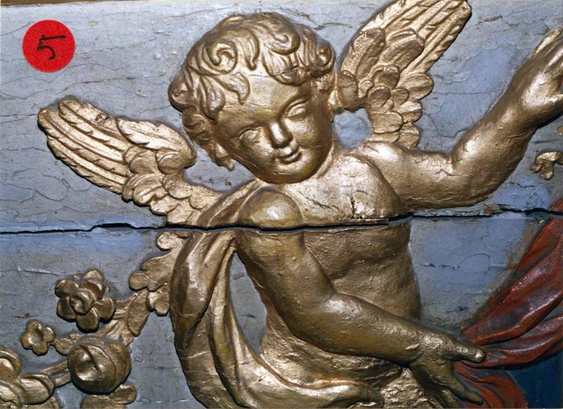 maître-autel (autel, tabernacle), détail de l'autel (ange de gauche, vue partielle) - © Ministère de la Culture (France), Médiathèque du patrimoine et de la photographie (objets mobiliers), tous droits réservés