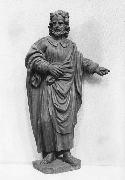 statue : saint apôtre