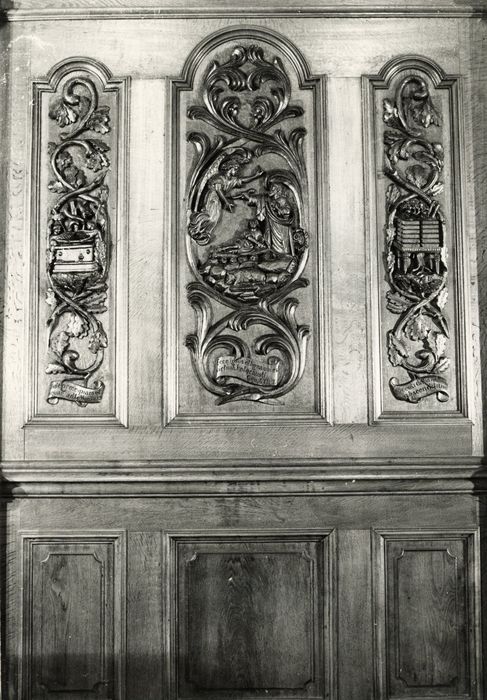 lambris de demi-revêtement, détail