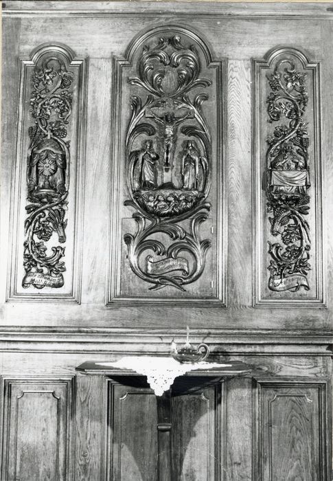 lambris de demi-revêtement, détail