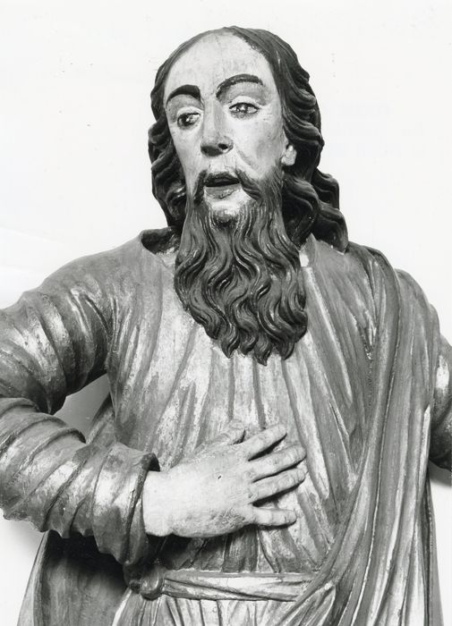 statue : saint Paul, vue partielle