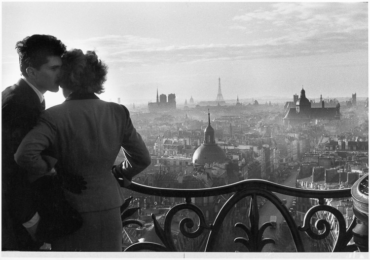 Les amoureux de la Bastille, Paris, 1957