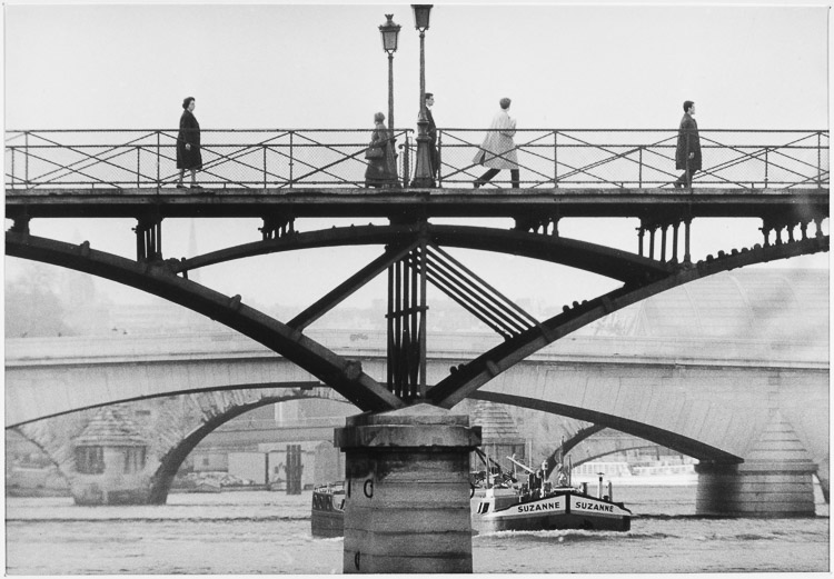 Un détail du pont des Arts, depuis la pointe aval du square du Vert-Galant, Paris, 1966