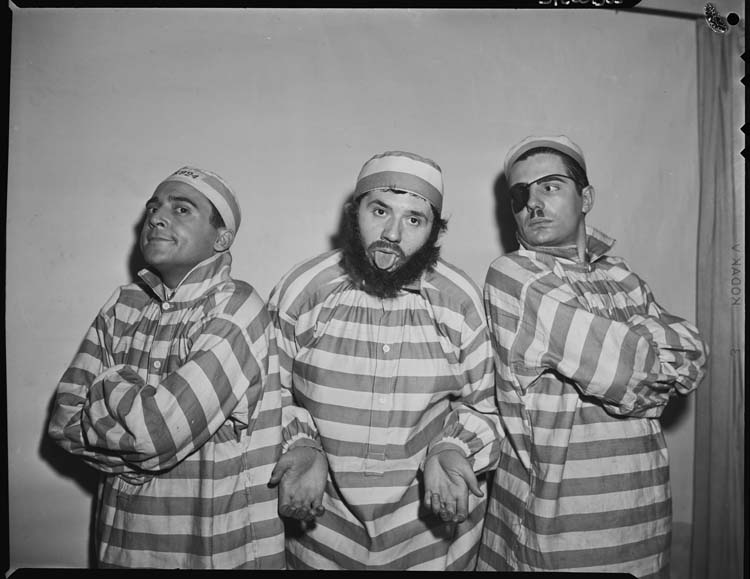 Jean-Marc Thibault, Roger Pierre et Jean Richard jouant les personnages de Croquignole, Filochard et Ribouldingue des "Pieds nickelés"