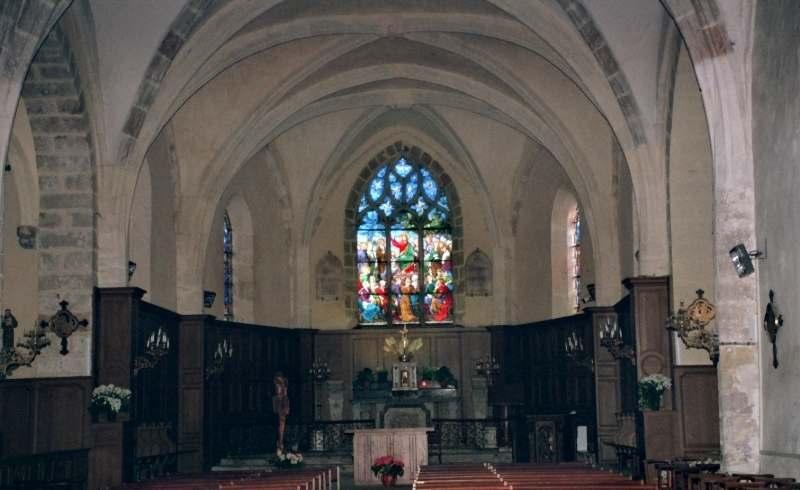 mobilier liturgique de la campagne d'aménagement de l'abbé Jacques-Antoine Pennetti, vue du choeur