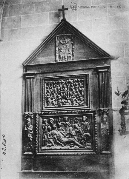 retable, 3 bas-reliefs : l'Annonciation, la Prédication de saint Jean-Baptiste, la Mise au tombeau, vue générale