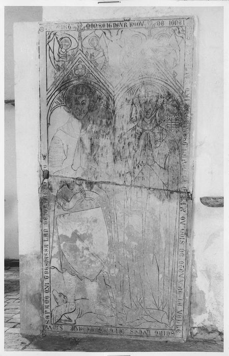 dalle funéraire de Raoul de Jonei et de sa femme - © Ministère de la Culture (France), Médiathèque du patrimoine et de la photographie, diffusion RMN-GP