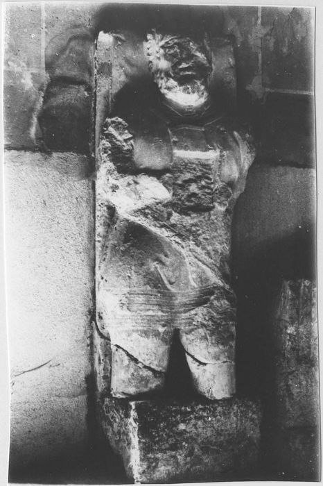 gisant mutilé - © Ministère de la Culture (France), Médiathèque du patrimoine et de la photographie, diffusion RMN-GP