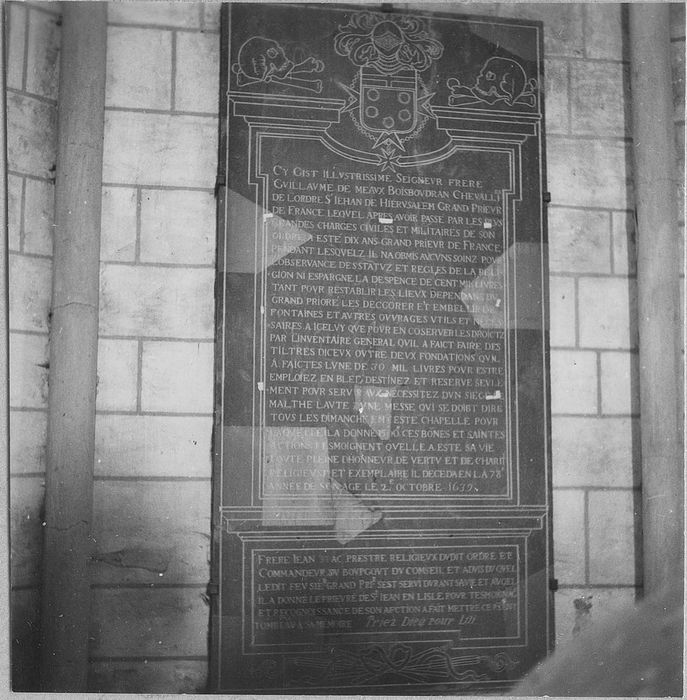 plaque funéraire de Guillaume IV de Meaux-Boisboudran, grand prieur de France de l'ordre de Saint-Jean-de-Jérusalem - © Ministère de la Culture (France), Médiathèque du patrimoine et de la photographie, diffusion RMN-GP