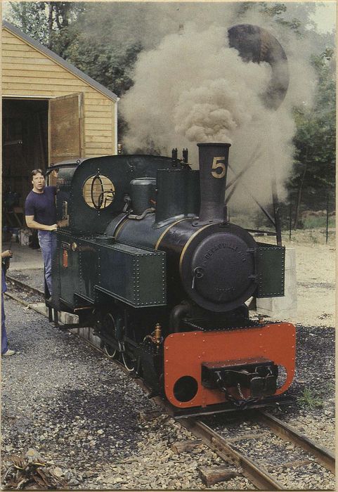 locomotive à vapeur : locomotive-tender Decauville, à voie inférieure à 1 mètre, 030 T 1583, dite La Françoise