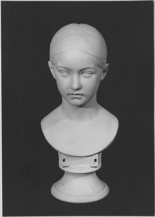 ensemble des plâtres sculptés de l'atelier d'Elias Robert (17 statues, 4 groupes sculptés, 29 bustes, 2 colonnes, relief, 12 bas-reliefs, 3 hauts-reliefs)