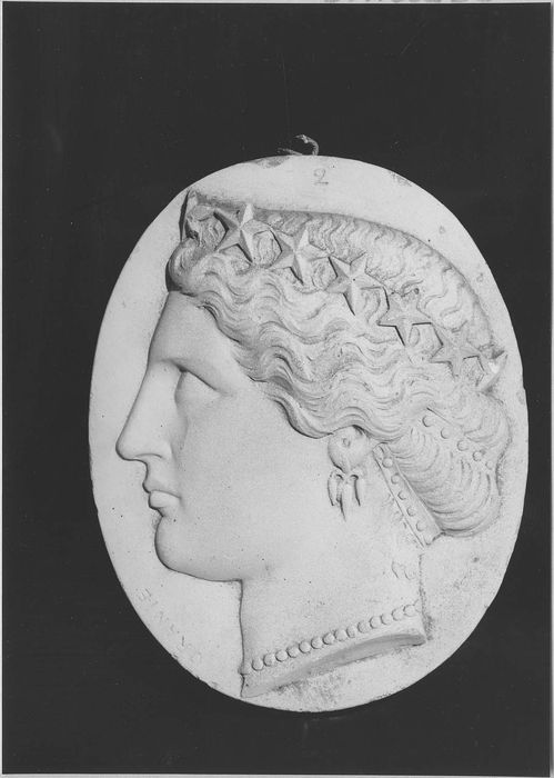 ensemble des plâtres sculptés de l'atelier d'Elias Robert (17 statues, 4 groupes sculptés, 29 bustes, 2 colonnes, relief, 12 bas-reliefs, 3 hauts-reliefs)