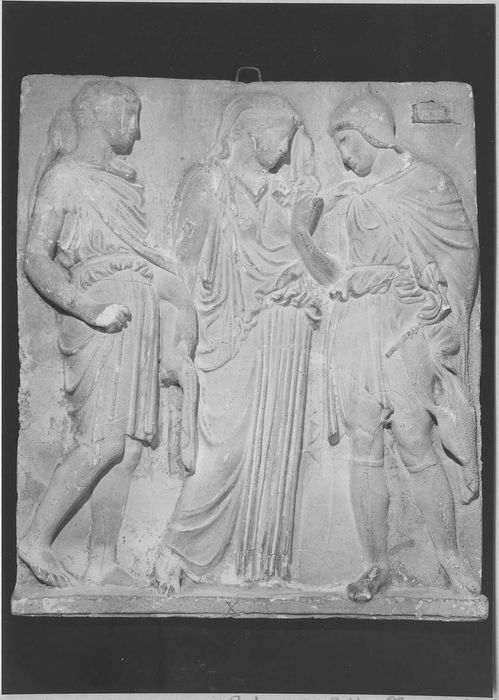 ensemble des plâtres sculptés de l'atelier d'Elias Robert (17 statues, 4 groupes sculptés, 29 bustes, 2 colonnes, relief, 12 bas-reliefs, 3 hauts-reliefs)
