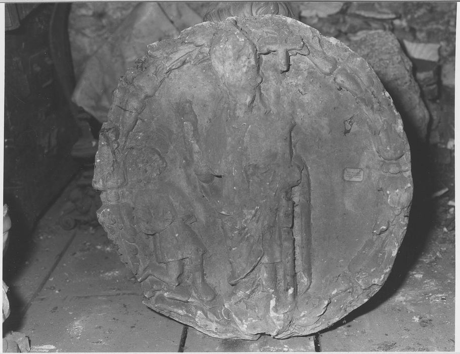 ensemble des plâtres sculptés de l'atelier d'Elias Robert (17 statues, 4 groupes sculptés, 29 bustes, 2 colonnes, relief, 12 bas-reliefs, 3 hauts-reliefs)