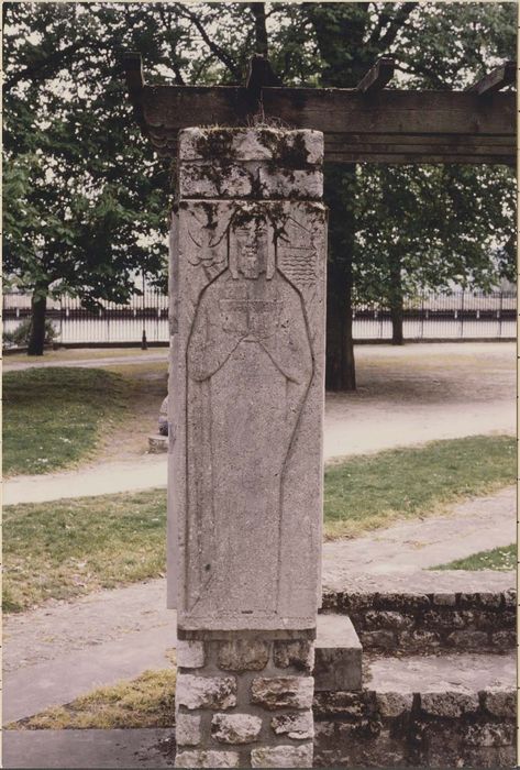 pergola dite de la Douce France (16 plaques décoratives)