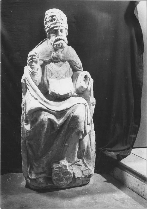statue : saint Pierre, avant restauration, vue 2