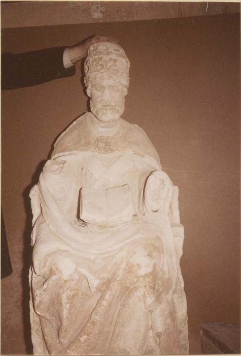 statue : saint Pierre, avant restauration, vue 4