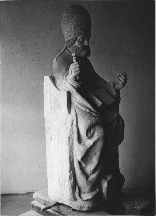 statue : saint Pierre, après restauration, vue 1