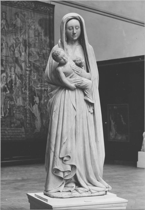 statue : Vierge à l'Enfant