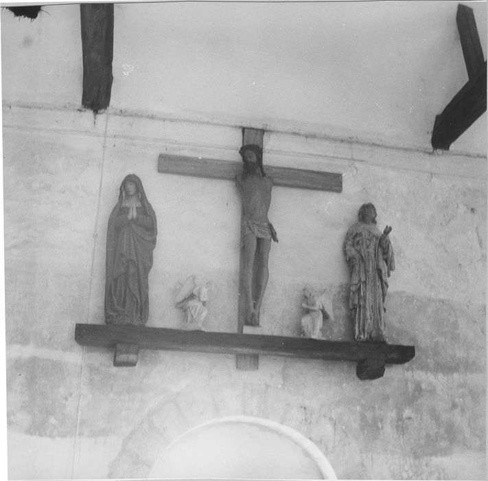 3 statues : Christ en croix, Vierge, saint Jean - © Ministère de la Culture (France), Médiathèque du patrimoine et de la photographie, diffusion RMN-GP