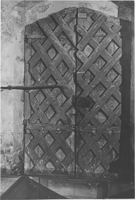 2 vantaux de la porte du collatéral sud - © Ministère de la Culture (France), Médiathèque du patrimoine et de la photographie, diffusion RMN-GP