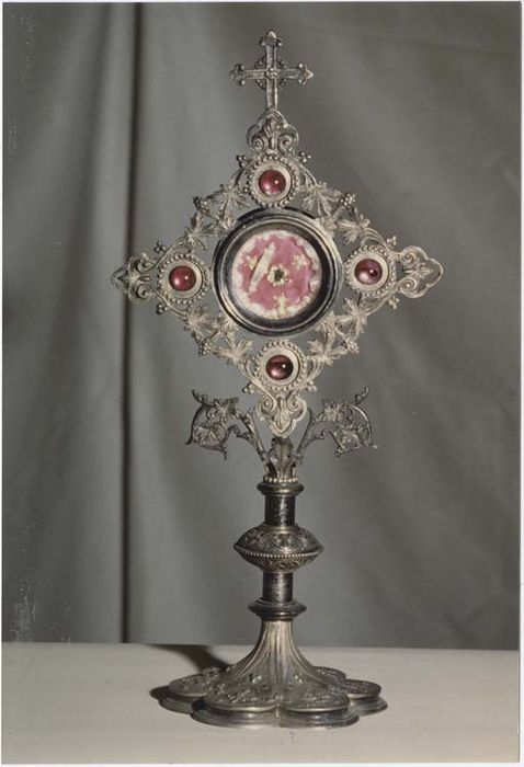 163 reliquaires