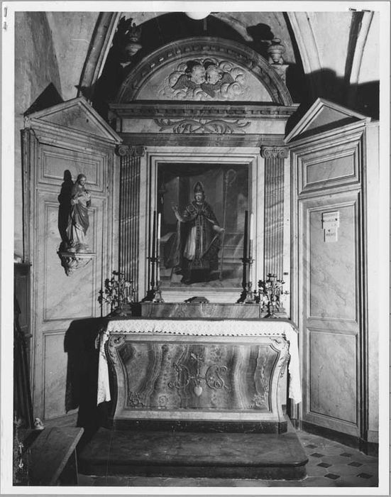 autel et retable de la chapelle gauche ; tableau : Saint Eutrope