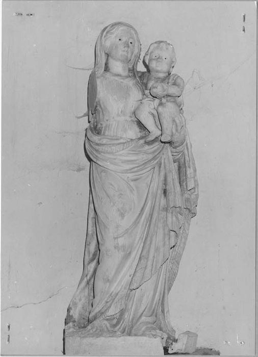 Statue : Vierge à l'Enfant