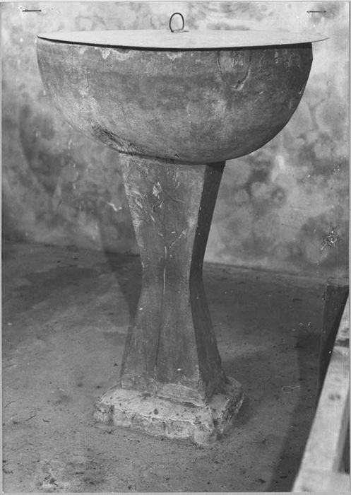 fonts baptismaux - © Ministère de la Culture (France), Médiathèque du patrimoine et de la photographie, Tous droits réservés
