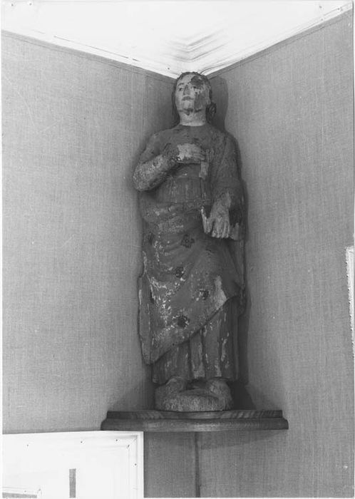 statue de calvaire : Saint Jean (ensemble de 2)