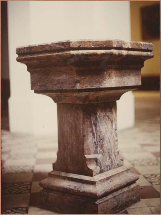 fonts baptismaux - © Ministère de la Culture (France), Médiathèque du patrimoine et de la photographie, Tous droits réservés