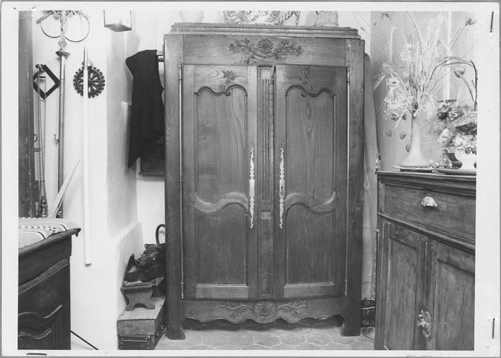 Armoire